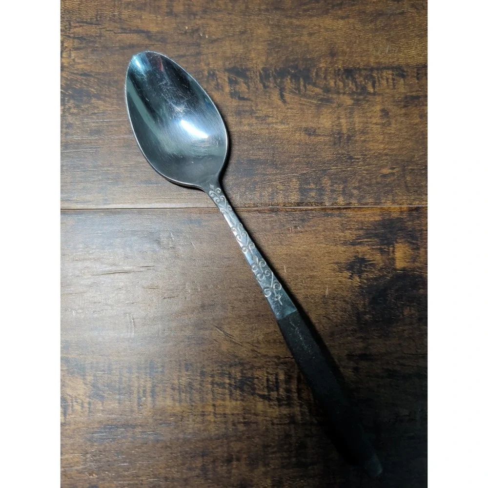 2 Interpur Stainless‎ Black Handle Teaspoon Canoe Heart Scroll Japan Vtg